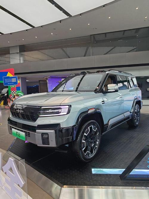 惠州3比亚迪方程豹硬派越野的爆款，英菲尼迪35周年与你共成长